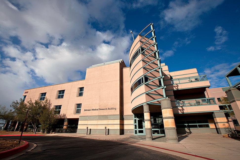 Research facilities: A wide array of biomedical research is conducted on the Scottsdale campus, with plenty of opportunities for students to participate.