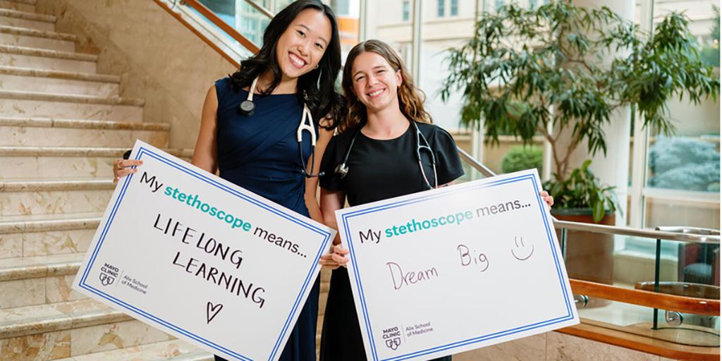 Medical students participate in the 2025 Mayo Clinic Alix School of Medicine Stethoscope Ceremony