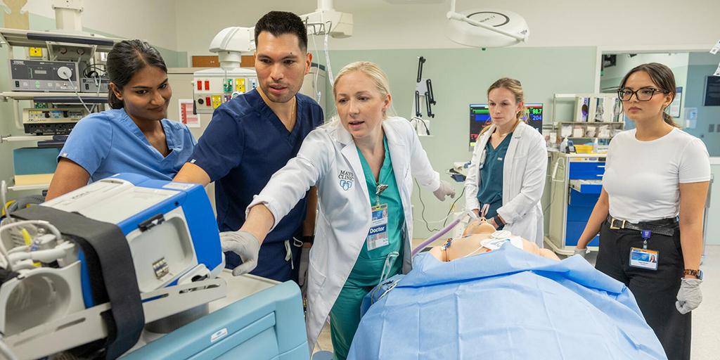 Residents participate during the Anesthesiology Resident simulation center workshop.