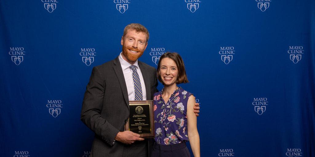 Alex Wallace, MD, Diagnostic Radiology consultant and Medical and Laboratory Specialties Teacher of the Year award winner, poses for a photo with his presenter, Rachel Perez, MD, Diagnostic Radiology resident, during the Arizona Teacher of the Year Award program. Asset taken for event documentation and publishing use.
