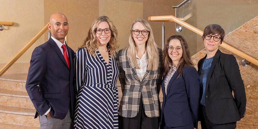 Minimally Invasive Gynecologic Surgery Fellowship Program faculty and fellows pose for a group shot.