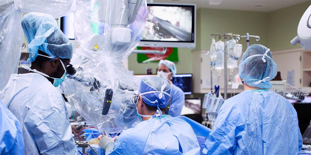 Mayo Clinic neurotologists performing surgery