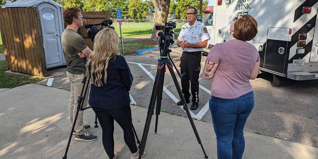 Students in the Emergency Medicine Paramedic engage in an emergency simulation in Rochester