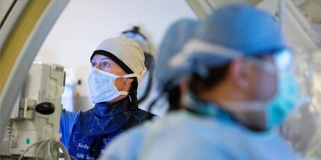 A Mayo Clinic cardiovascular invasive specialist in the operating room