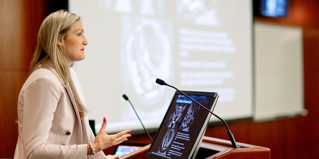 Body Imaging and Intervention faculty member presenting to the class at Mayo Clinic in Rochester, Minnesota.