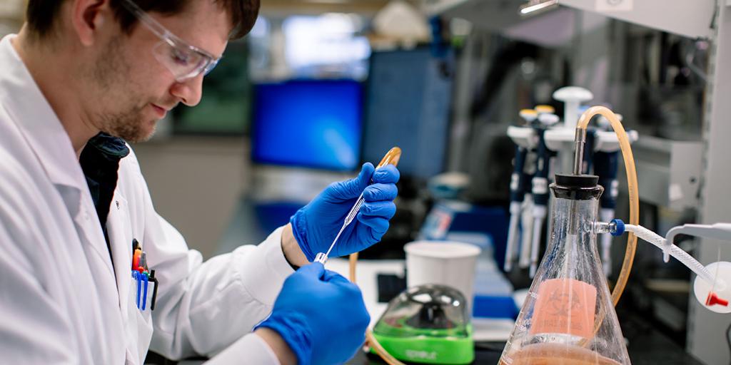 Cellular therapy fellow in lab