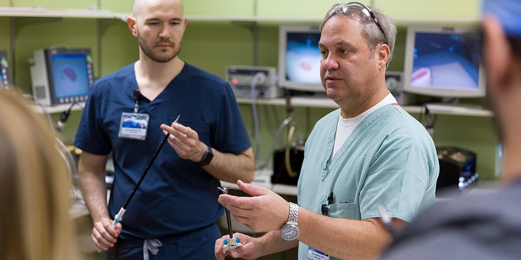 General surgery residents in the lab at Mayo Clinic in Phoenix, Arizona.