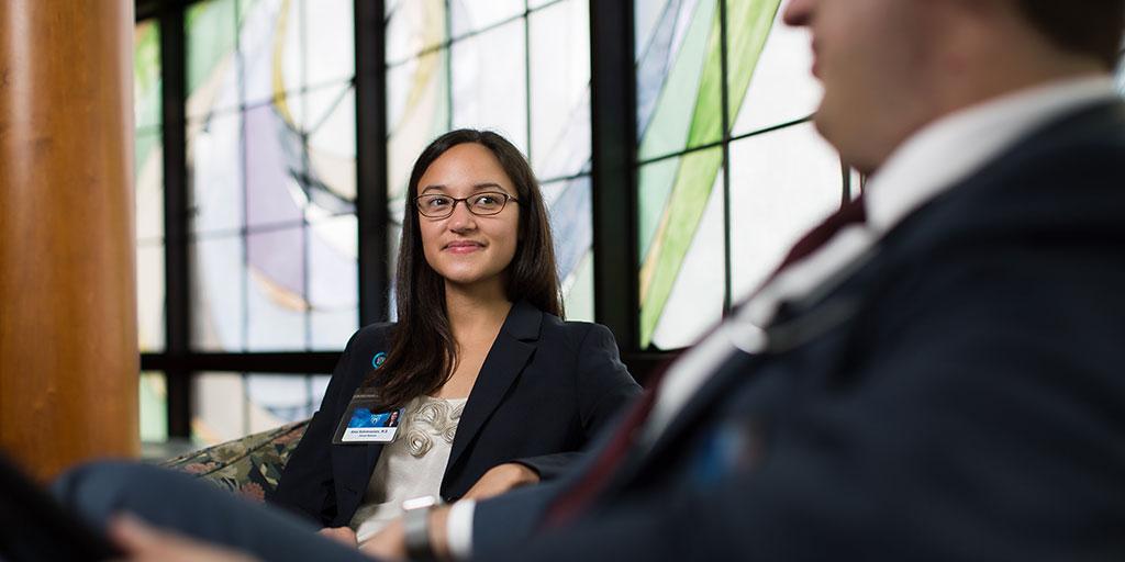 Mayo Clinic internal medicine residents talking