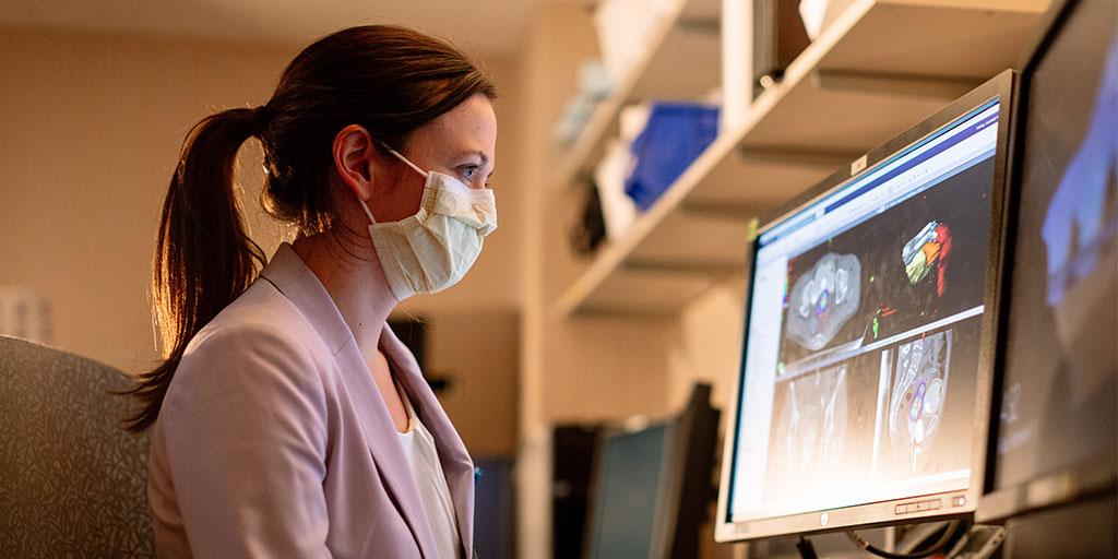 A Mayo Clinic medical physicist assesses brachytherapy images.