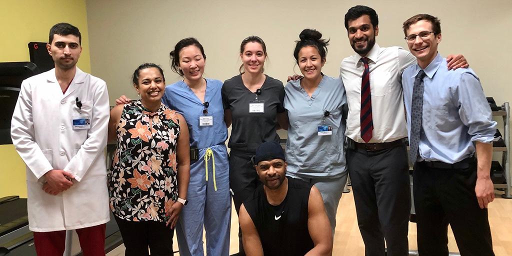 Mayo Clinic Transitional Year residents working out together at the gym.