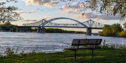 scenic picture of the bridge and river in the La Crosse area