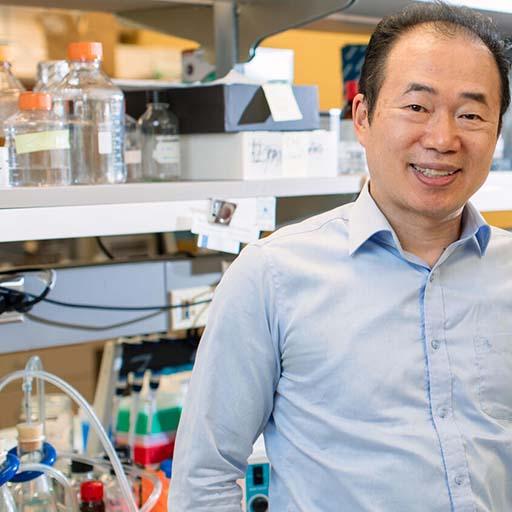 Dr. Choi with mentor student Peyton Lee