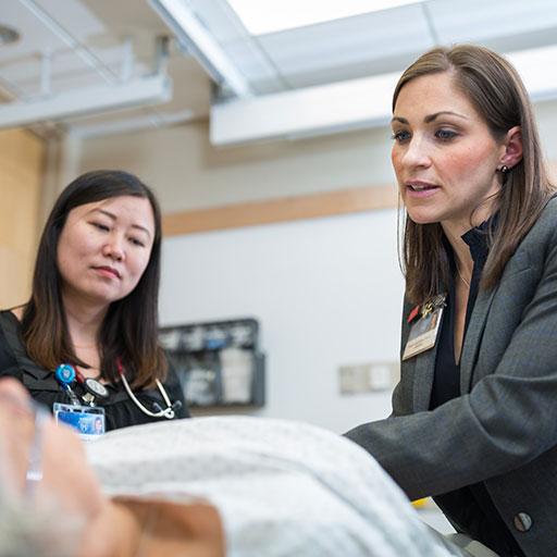PA and NP students performing patient exam in the Hematology/Medical Oncology Fellowship at Mayo Clinic