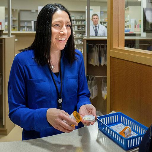 Pharmacist meets with a patient in Eau Claire, WI
