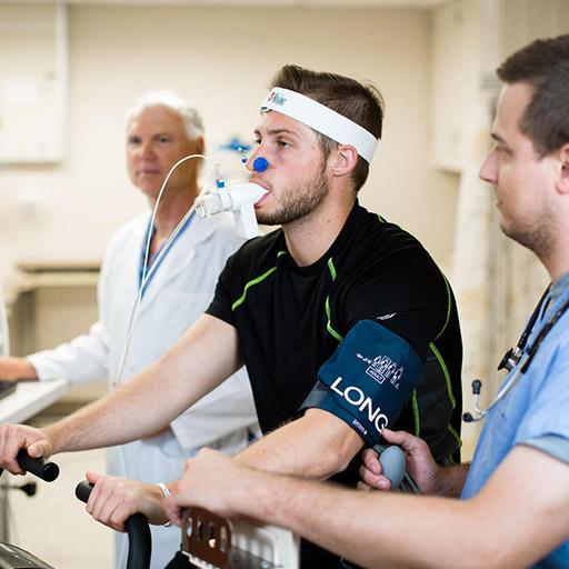 Preventive Cardiology fellow works with a patient measuring their O2 at Mayo Clinic in Rochester, Minnesota.