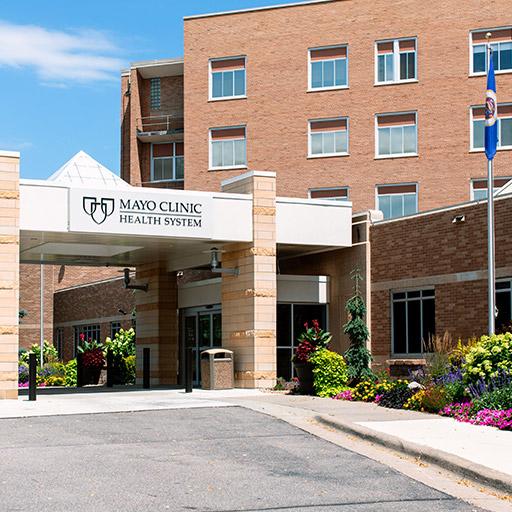 Exterior of the Mayo Clinic Health System - Mankato Hospital.