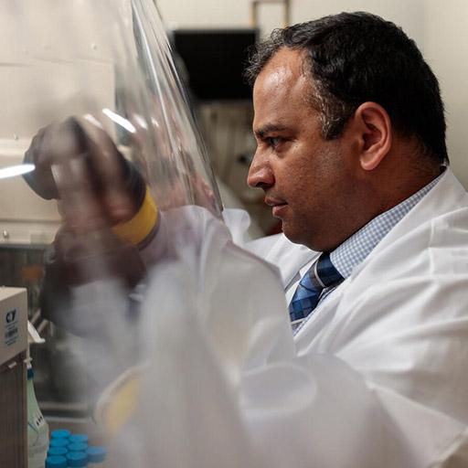 Purna Kashyap, MBBS conducts research in therapies for Gastroenterology and Hepatology disorders at Mayo Clinic in Rochester, Minnesota.