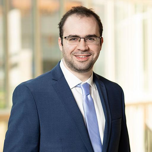 Pulmonary and critical care fellow Amjad Kanj, M.D., M.P.H.