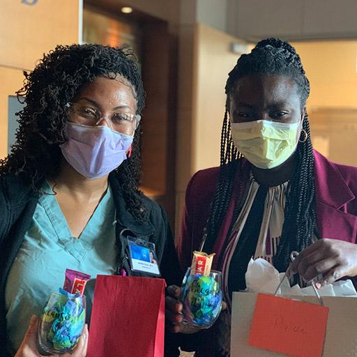 Transitional year residents stand together at Mayo Clinic in Phoenix, Arizona.