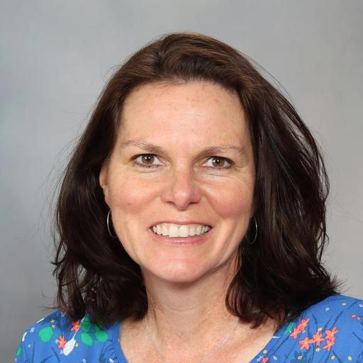 Head shot of Tara Gruwell