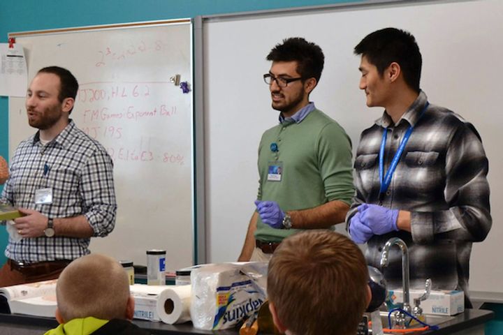 Brainwaves: Getting elementary kids psyched for science