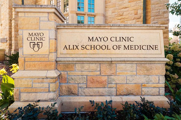 Mayo Clinic Alix School of Medicine recognized among nation&rsquo;s leading medical schools