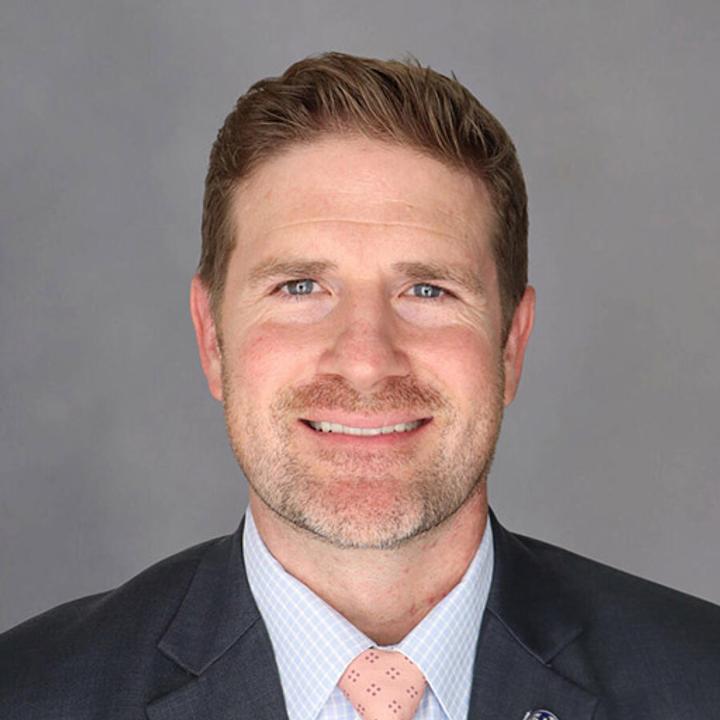 Headshot of Steven Nelson, M.D.