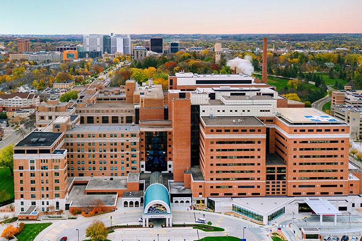 Mayo Clinic Hospital, Saint Marys Campus, exterior photo