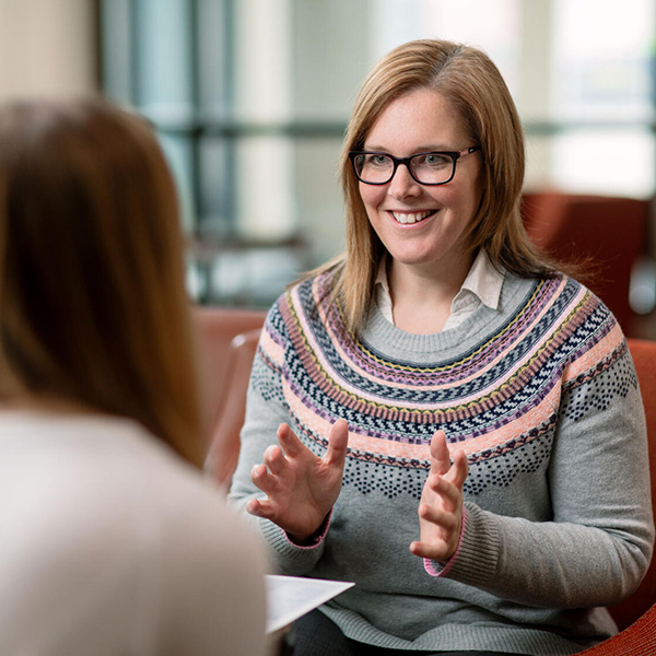 Mayo Clinic School of Health Sciences Admissions Recruiter meets with a prospective student